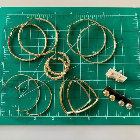 Good Hoop Earrings Lot - Picture 8 of 8